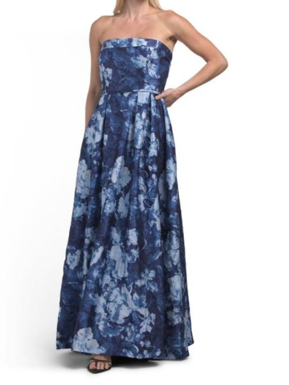TAHARI ASL Crinkle Floral Gown